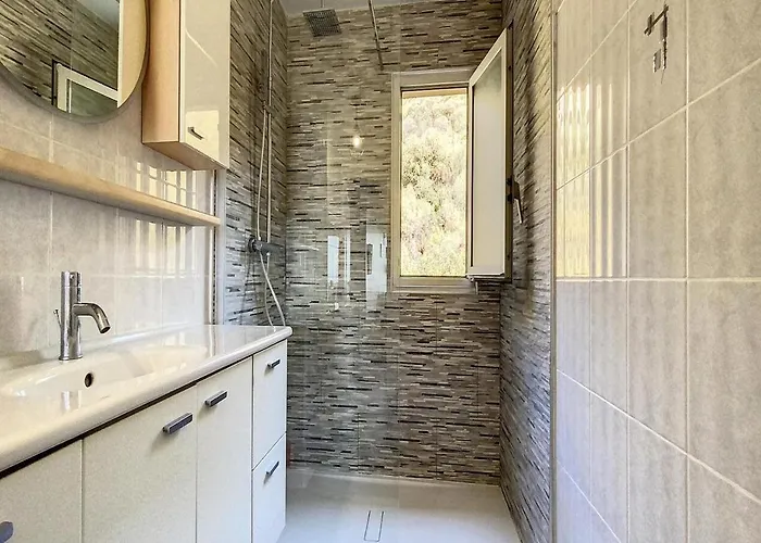 Square Victoria * Menton